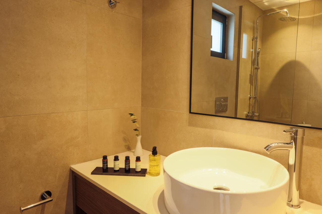 Elivia Boutique Suites Almiropotamos Bagian luar foto