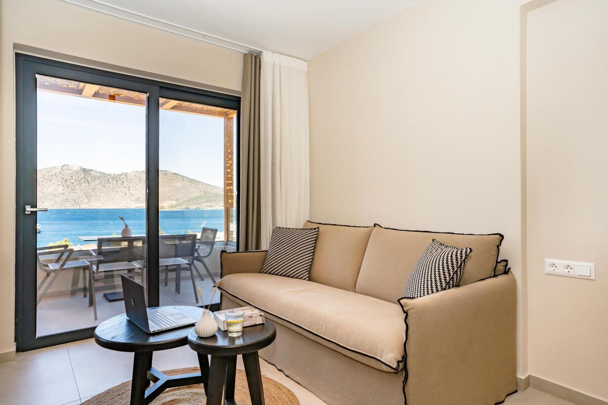 Elivia Boutique Suites Almiropotamos Bagian luar foto