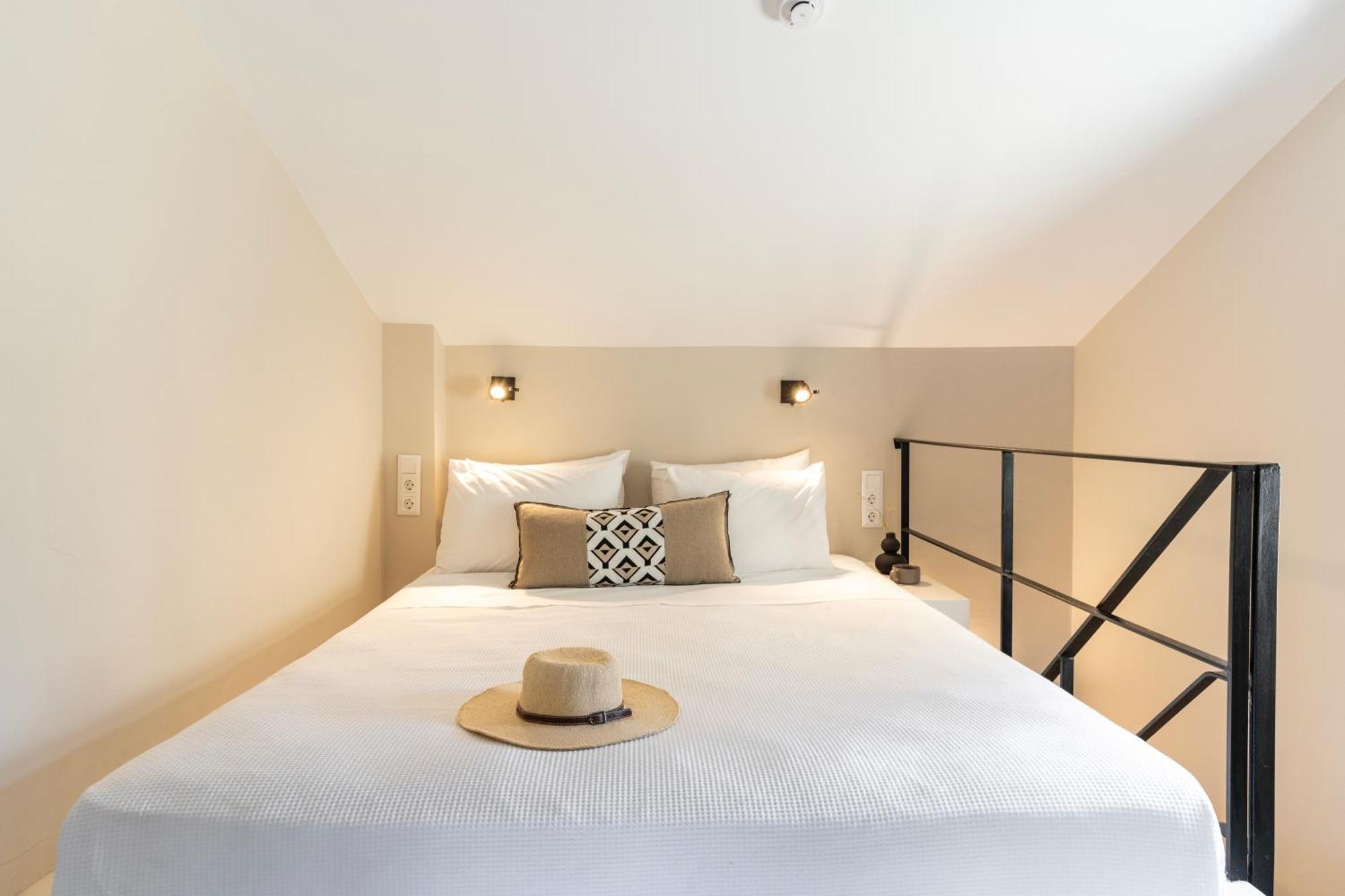 Elivia Boutique Suites Almiropotamos Bagian luar foto